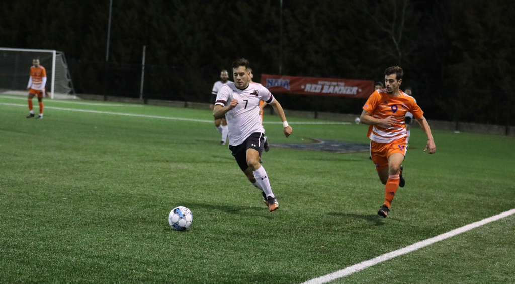 Lucas Ros in action on the field